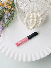 Load image into Gallery viewer, Lip Gloss - Mama L
